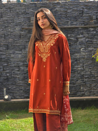 Embellished Kurti Set
